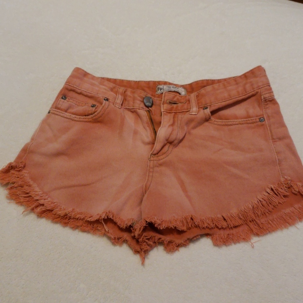FREE PEOPLE DENIM SHORTS NWOT